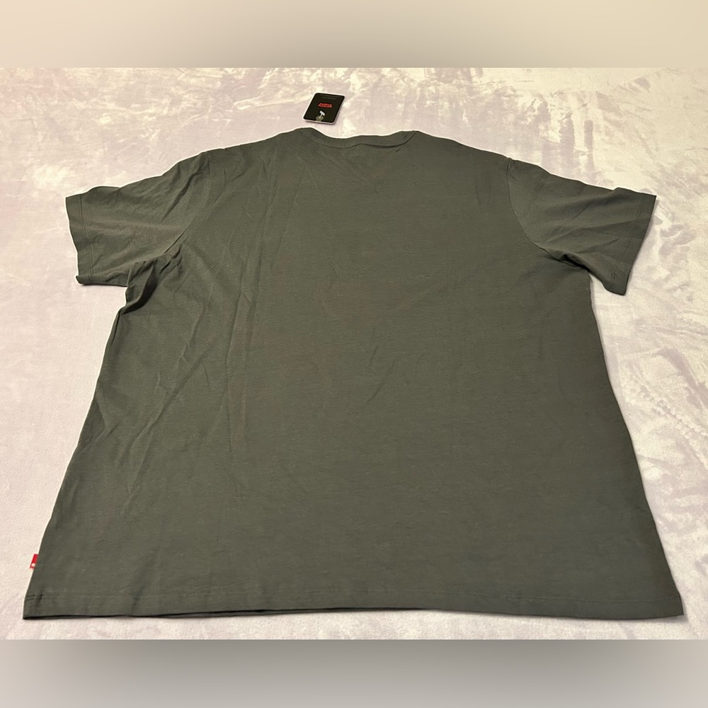✨✨ Levi's Men's Grey Graphic T-Shirt ✨✨ - Picture 4 of 4